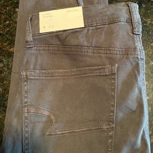 NWT AE CARGO JEGGING SIZE 8